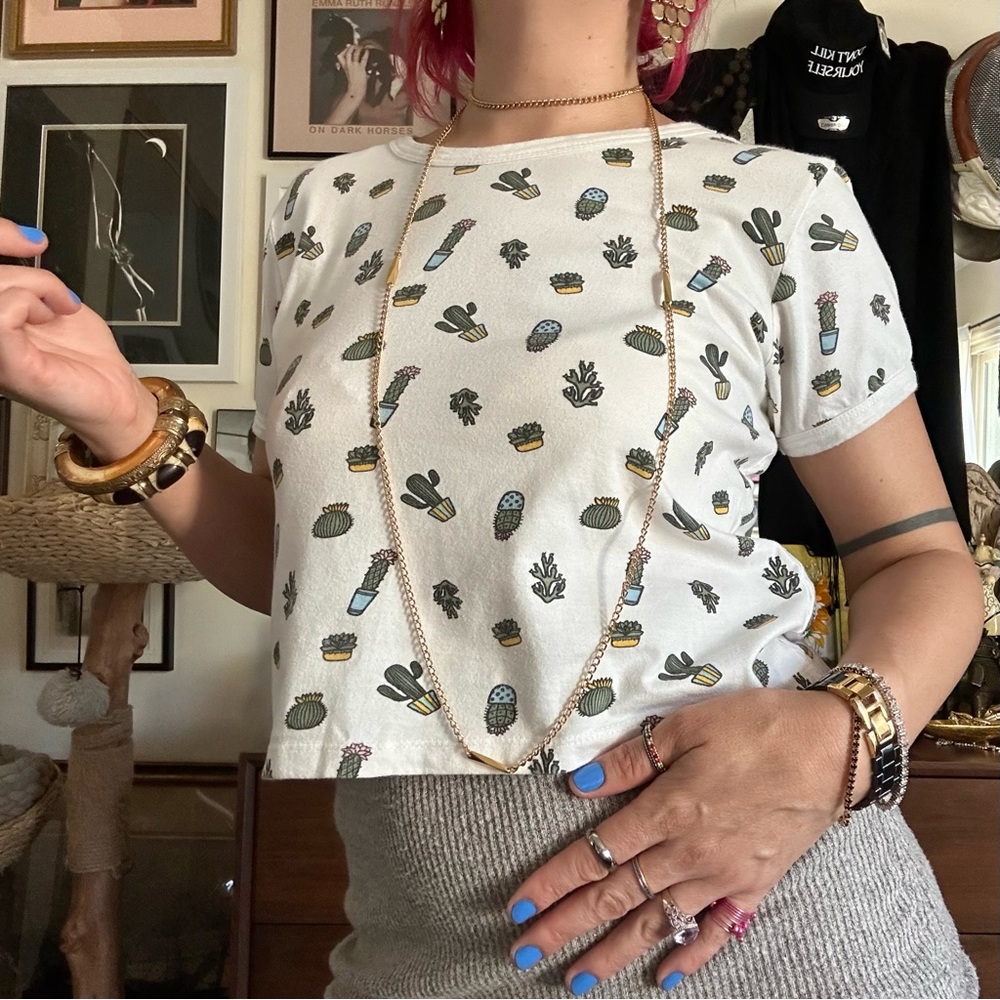 vibe n’ 💯 cotton cacti crop tee / size small